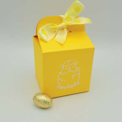 Kubusdoosje Cracking egg